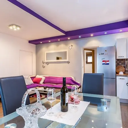 Appartement Tomy *